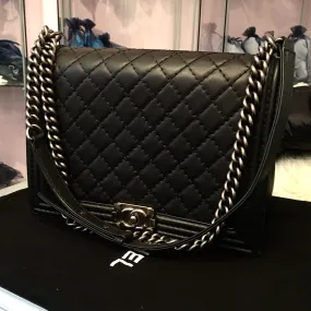 Chanel le boy bag