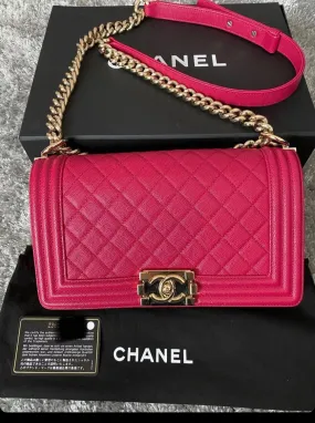 Chanel le boy